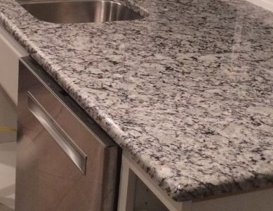 Full Bullnose Countertop Edges