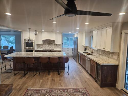 "Alpinus" Granite from Francinis Marble Kitchen with backsplash in Northern Utah