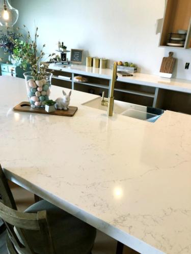 Calacatta Botanica Quartz Utah Countertops